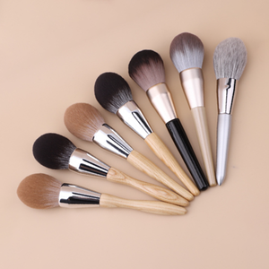 Super grand <span class=keywords><strong>pinceau</strong></span> <span class=keywords><strong>poudre</strong></span> miel en forme de flamme doux moelleux marque privée multifonctionnel <span class=keywords><strong>meilleur</strong></span> nouveau <span class=keywords><strong>pinceau</strong></span> de maquillage parfait unique - Product Image 3