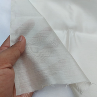 Tissu en soie Muga 100% sans cruauté, léger, à séchage rapide, résistant aux plis, tissé et teint, brodé pour les saris unis pour femmes