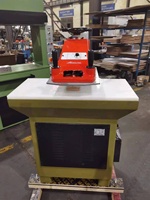 Presse à découper les semelles de chaussures MingTeng à bras oscillant hydraulique en cuir 220/380/110V Garantie 1 an