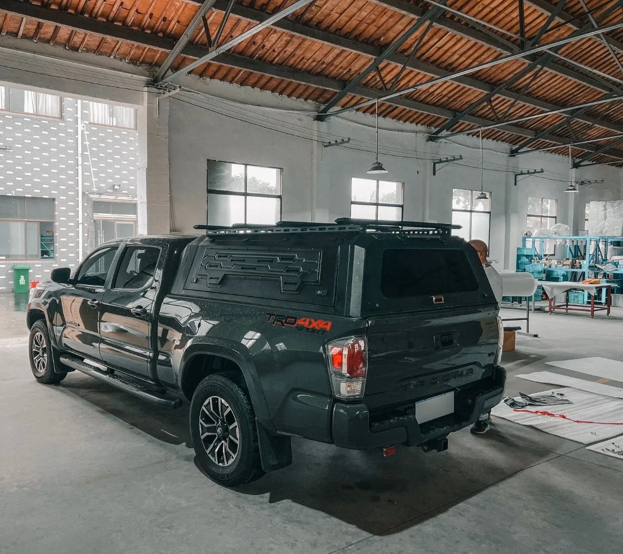 Lager lkw outdoor hardtop für Toyota Tacoma 5 ft gefrierschutzschloss 6,5 ft pickup-bett topper wasserdichtes wohnmobil-zubehör