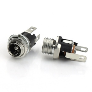 Connecteur femelle <span class=keywords><strong>DC</strong></span>-025M, prise d'alimentation <span class=keywords><strong>DC</strong></span> verticale 3 broches 5,5*2,5 mm avec écrou - Product Image 3