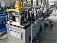 Machine de profilage de quincaillerie de plafond à profilé en U, à commande PLC, avec moteur à engrenages, pour la fabrication de poutrelles en acier pour ossatures.