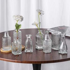 Lot de 10 petits vases décoratifs sculptés en <span class=keywords><strong>verre</strong></span> pour fleurs et décoration de salle à manger en herbe de la <span class=keywords><strong>pampa</strong></span> - Product Image 1