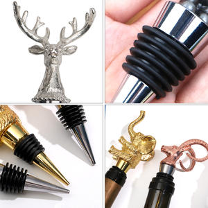 ที่กั้นขวดไวน์ทำจากคริสตัลทรงลูกเต๋าโลหะอัลลอยด์แบบมี3D สามารถกำหนดโลโก้และคริสตัลได้เอง - Product Image 2