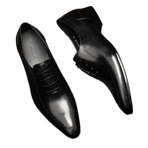 Chaussures en cuir faites à la main Automne/Hiver 2026 - Chaussures italiennes en cuir pour hommes - Bottines rétro imperméables de haute qualité - Product Image 6