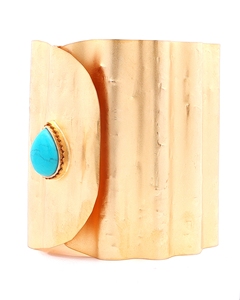 Bracelet en argent avec accent turquoise cabochon en forme de poire. Rehaussez votre style avec ce bracelet saisissant en argent 925 plaqué or jaune. - Product Image 2