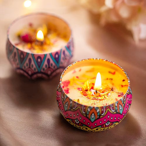 छोटे टिन में थोक लक्जरी सुगंधित मोम मोमबत्तियां, दिवाली और वैलेंटाइन के दिन के लिए फूल और क्रिस्टल उपहार सेट कर सकती हैं। - Product Image 6