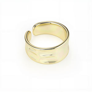 Anello da Donna in Ottone Placcato Oro 14K con Curva Convessa, Gioiello Classico per Feste e Anniversari con <span class=keywords><strong>Personalit</strong></span>à - Product Image 3