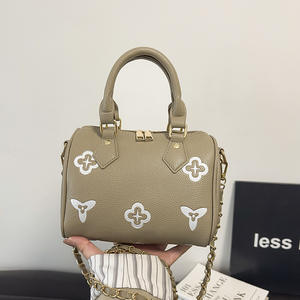 Sac Boston élégant pour femme, pochette multifonctionnelle avec fermeture éclair, sac à main à chaîne fermée, sac à main avec doublure en polyester, 7027 - Product Image 3