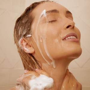 SHAMPOOING ANTI-CHUTE (POILS NOUVEAU-NOUVEUILLONS À SÈCHES) - Product Image 3