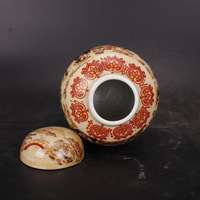 Pot à couvercle Famille-Rose de la période Qianlong de la dynastie Qing, représentant une dame de style étranger, objet d'étude antique, imitation antique