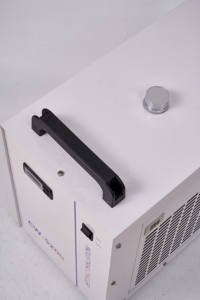 CW-5200 çift çıkışlı lazer soğutucu 220V 50Hz/60Hz 1750W soğutma kapasitesi hava soğutucu - Product Image 3