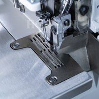 Nouvelle machine à coudre surjeteuse plate entièrement automatique haute vitesse HK-M5-X-AT à quatre fils avec coupe-fil, 2 aiguilles 4 fils