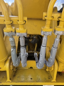 รถขุดตีนตะขาบ Komatsu PC200 มือสอง 20 ตัน สภาพดีเยี่ยม พร้อมใช้งาน ระบบช่วงล่าง เครื่องยนต์ ปั๊ม จัดส่งได้ทันที - Product Image 5
