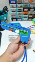 Slingshot de type carte en plastique pour entrepôt, pour les 6 ans et plus, avec rangement de munitions intégré, pliable, conception à chargement par poussée, anti-stress créatif