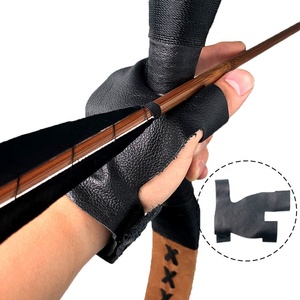 Alibow-Juego de arco y flecha para tiro con arco, flechas de bambú con arco recurvo tradicional, protector de brazo y guante para enganchar - Product Image 2