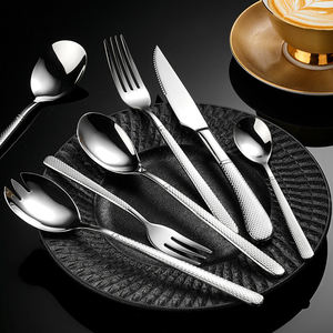 Ensemble de couverts robustes en gros, couteau à steak, cuillère, fourchette, acier inoxydable 430 de qualité supérieure, ensemble de couverts martelés pour restaurant - Product Image 1