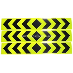 Cinta reflectante de seguridad retro reflectante verde y negra de PVC de 5 cm x 90 cm, 10 cm x 90 cm, adhesivo reflectante para camiones, calcomanía de seguridad para la carrocería de automóviles y vehículos. - Product Image 1