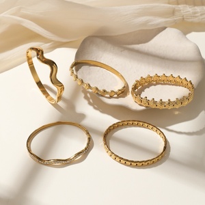 Wholesale Zirconia Wave Bangle Stainless Steel Bracelet Women Chain Link Shell <strong>Turtle</strong> Bracelet <strong>Jewelry</strong> Factory Direct Sale - Product Image 5