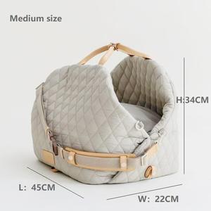 Luxus wasserdichtes Haustier Auto Bett tragbare Sicherheit Reise langlebige Hund Outdoor-Träger weich warmes Hunde bett im Auto - Product Image 6