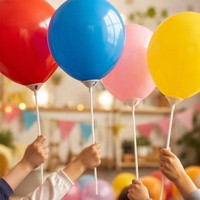 Accessoires pour ballons : Bâtons et coupelles en plastique pour ballons en latex de 40 cm – Support de ballon de 40 cm avec coupelle pour maintenir les ballons