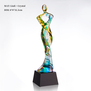 Trofeo Personalizado de Cristal para Mujer, Figura de la Estatua de la Libertad, Elegante Trofeo de Cristal para Fisicoculturismo Femenino - Product Image 4