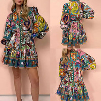 Maßgeschneidertes Neues Modisches Vintage Spaghetti-Trägerkleid mit Taillenschnürung und Plissee aus Echtem Leder für Schwangere im Herbst