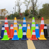 Conos de Tráfico Reflectantes de PVC Modelo A037 - Barreras de Seguridad para Advertencia de Tráfico y Bloqueo de Carreteras, Postes de Prohibición de Estacionamiento, Hechos en China Continental
