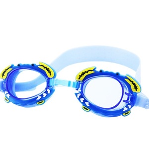 Gafas de natación para bebé con diseño de cangrejo, antivaho, impermeables, de silicona, lentes de alta definición YJ 13 - Product Image 1