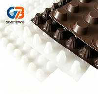 Planche de drainage rainurée en HDPE marron, imperméable, à surface granulée, pour applications industrielles, toitures vertes, garantie cinq ans