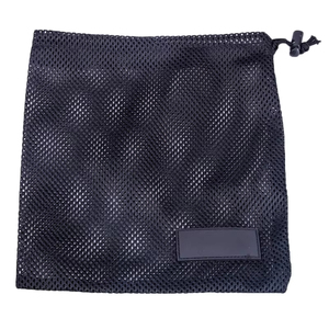 Serviette de plage en maille polyester recyclée et réutilisable, écologique, avec logo personnalisé, sac à cordon pour la plage, la gym et le yoga - Product Image 3