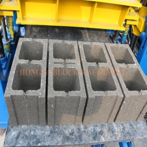Hohlblockstein-Herstellungsmaschine <span class=keywords><strong>QT4</strong></span>-15S Blockfertigungsanlage Automatische Zementstein-Produktionslinie Baumaschine Paletten - Product Image 4
