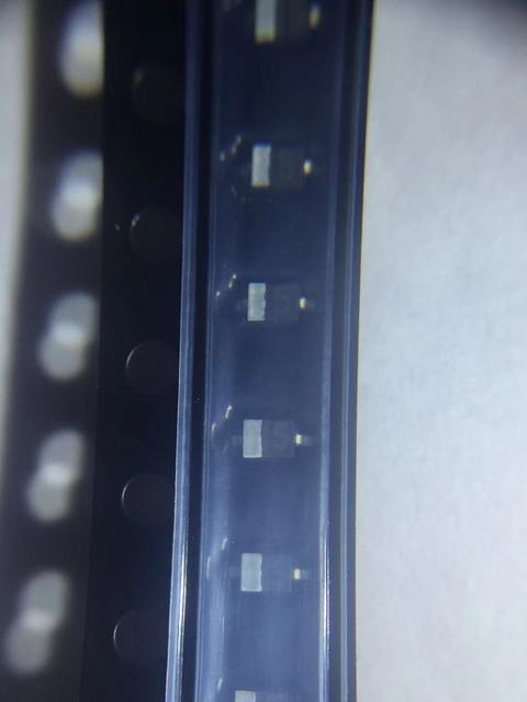 Original BAT60BE6327 Schottky Diode 3A 10V BAT60BE6327HTSA1 SOD-323 Package Electronic Component Chips Supplier
