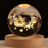 Lampe de nuit en cristal de verre avec arbre de Noël sculpté en 3D, renne, lumière LED, base en bois, décoration de Noël, cadeau