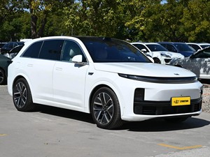 Li Auto L7 449 ch Véhicules à énergie nouvelle 1185 km d'autonomie EREV Batterie au lithium Voitures d'occasion Lixiang Li L7 SUV hybride <span class=keywords><strong>Voiture</strong></span> - Product Image 2