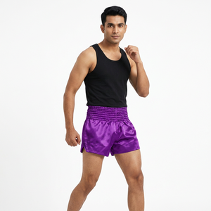 Pantalones Cortos de Muay Thai y MMA para Jóvenes con Abertura Alta, Logotipo y Diseño Personalizados, Transpirables y Ligeros - Product Image 1