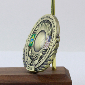 La maestria artigianale nel realizzare monete commemorative antiche evidenzia il senso della <span class=keywords><strong>storia</strong></span>. Souvenir di musei o luoghi turistici - Product Image 5