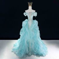 Gaun A-Line Berlapis Ruffle Bergelombang dengan Hiasan Daun 3D dan Manik-Manik, Model Off-Shoulder Warna Mint |   Gaun Malam Wanita Modern Berbahan Kristal dan Renda dengan Aksen Pinggang Alami Bergaya Peri Laut