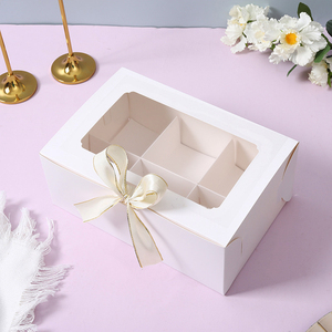 Custom Logo White Cardboard Dessert Pastry Packaging Clear White Cake Box With Ribbon