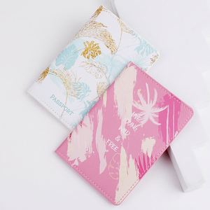 Porta Pasaportes de Cuero PU con Estampado Colorido, Organizador de Documentos para Mujer - Product Image 3