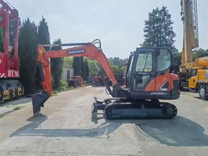 Mini excavatrice doosan dx55 dh55 dx55-9c dx60 d'occasion pelle sur chenilles d'origine doosan de haute qualité - Product Image 5
