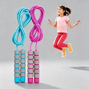 Cuerdas de <span class=keywords><strong>Saltar</strong></span> Ajustables de PVC, Cuerdas de <span class=keywords><strong>Saltar</strong></span> Coloridas con Mangos de Espuma Suave, Ideales <span class=keywords><strong>para</strong></span> Hacer Ejercicio, Actividad Física al Aire Libre - Product Image 1