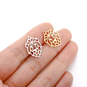 Oferta Caliente: Dijes de Acero Inoxidable para Joyería DIY, Colgantes de Animales Geométricos Huecos de Moda (Lobo, León, Elefante, Zorro, Delfín) al por Mayor - Product Image 4