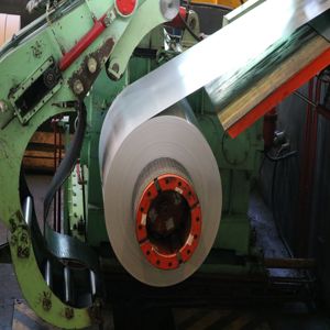 ขายร้อน RAL <span class=keywords><strong>9002</strong></span> 9003 9010 SGCC เคลือบ Z61-Z80 DX51D เหล็กชุบสังกะสีเชื่อมโลหะม้วนผ่านการรับรองความหนา0.1-5มม - Product Image 6