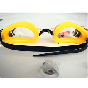 Gafas de natación para niños multicolor con clip para la nariz y tapones para los oídos para niños 1198 - Product Image 3