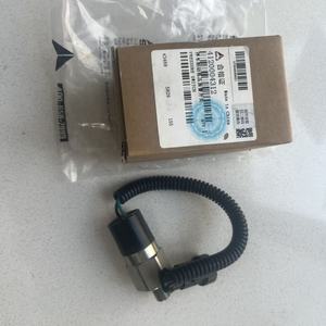 Pressostato S D <span class=keywords><strong>L</strong></span> G Parts 4120004312 per Pala Gommata L958F - Product Image 1