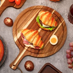Tabla de Madera Artesanal para Servir Pizza, Plato de Madera Orgánica de Acacia Delgada con Asa, Bandeja para Tapas - Product Image 1