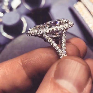 Оптовая продажа, роскошное Платиновое кольцо с муассанитом, огранка из груши, Двойной Ореол с полной установкой, сертифицированные Свадебные украшения GRA - Product Image 5