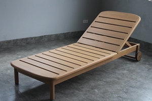 Tumbona Moderna Premium de Teca Sólida Resistente a la Intemperie para Exteriores, Ideal para Hoteles, Salas de Estar, Piscinas, Playa y Comedores - Product Image 2