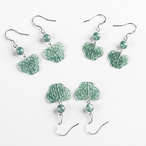 Pendientes de plata S925 con esmeralda natural azul agua y diseño de mariposa - jadeíta de grado hielo, estilo antiguo para mujer - Product Image 4
